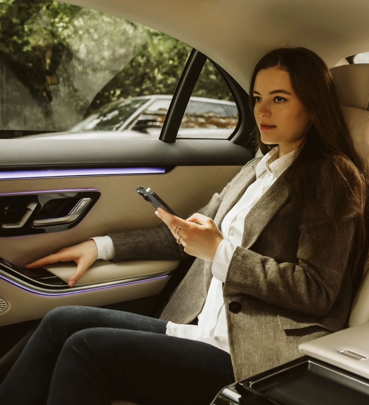 London city to gatwick Airport Transfer